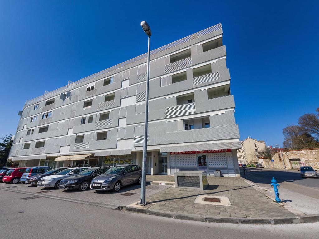 Apartment Populare Charming