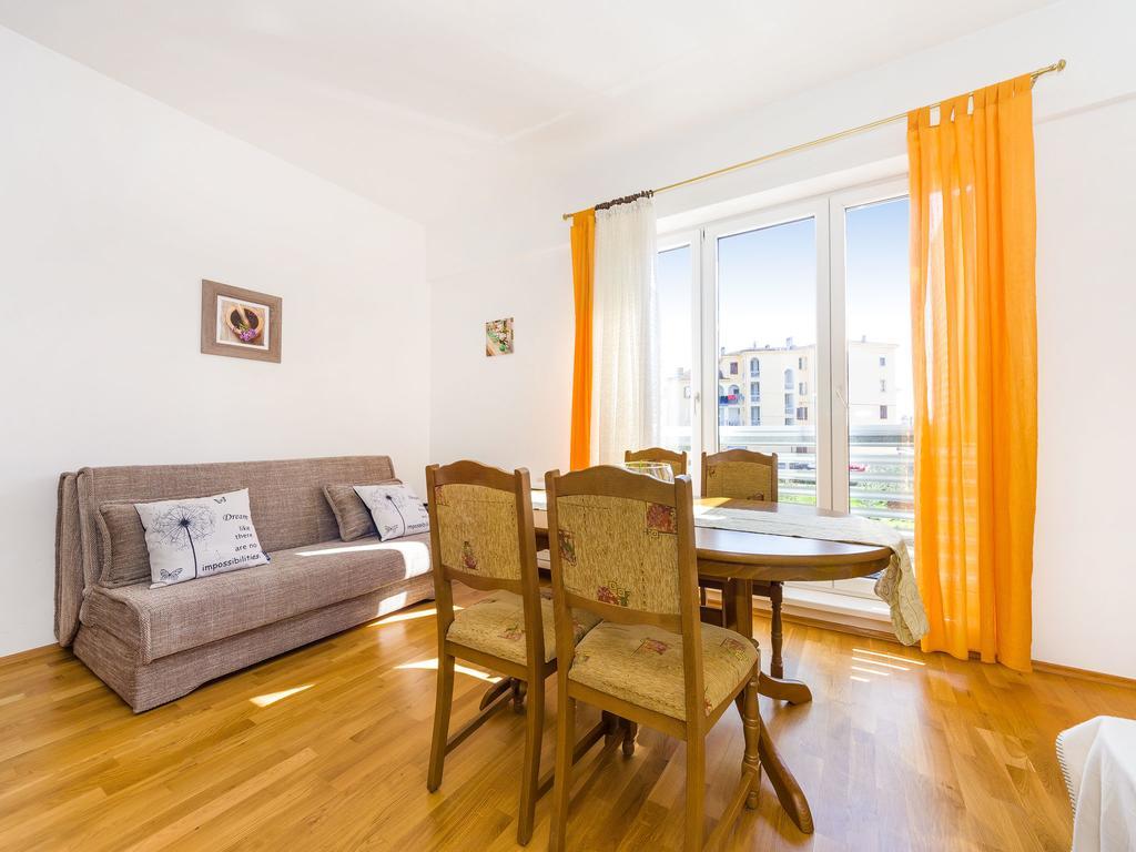 Apartment Populare Charming *