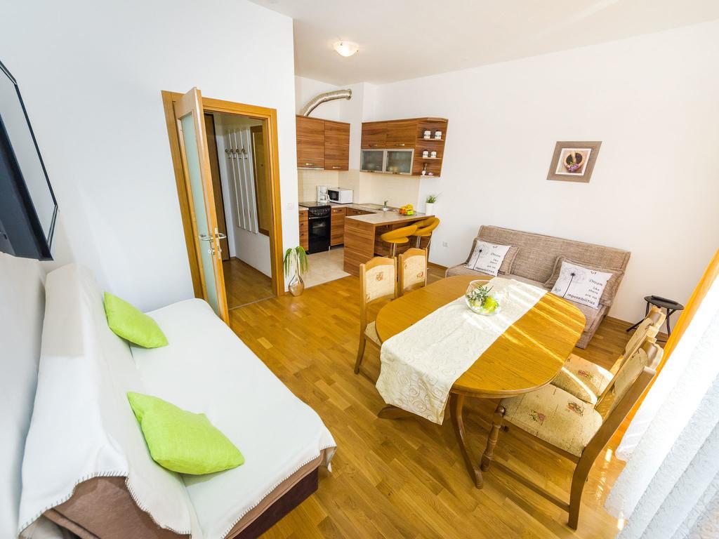 Apartment Populare Charming