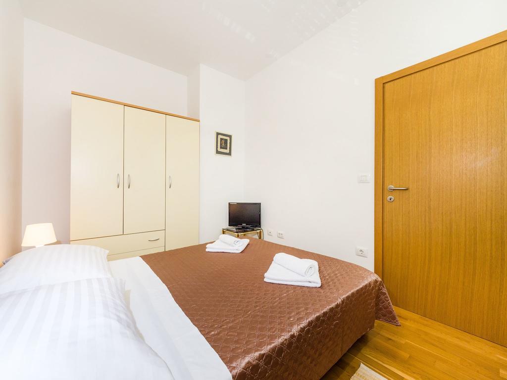 Apartment Populare Charming *