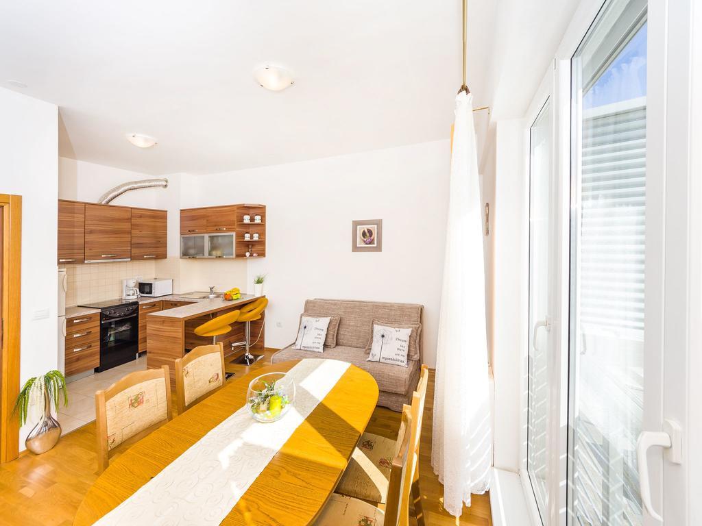 Apartment Populare Charming