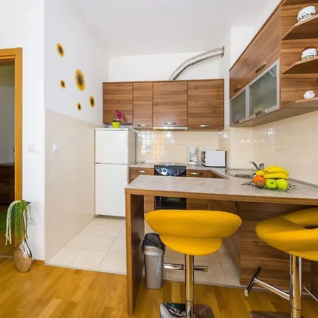Populare Charming Apartment Zadar Exterior photo
