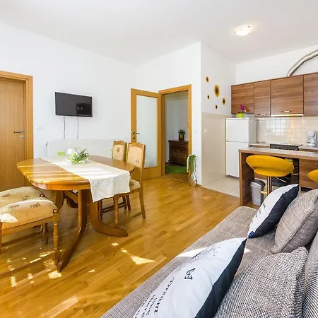 Populare Charming Apartment Zadar Exterior photo