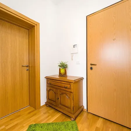 Populare Charming Apartment Zadar Exterior photo